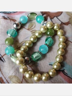 Pair Stretch Bracelets Light Green Faux Pearls Lucite Moonglow Blue Flaw